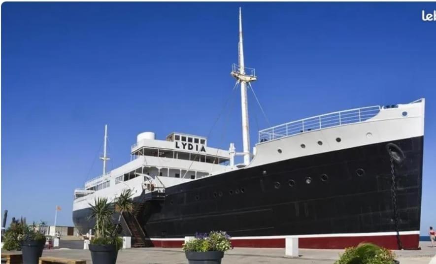 Appartement En Residence Avec Piscine Proche Mer Le Barcarès エクステリア 写真